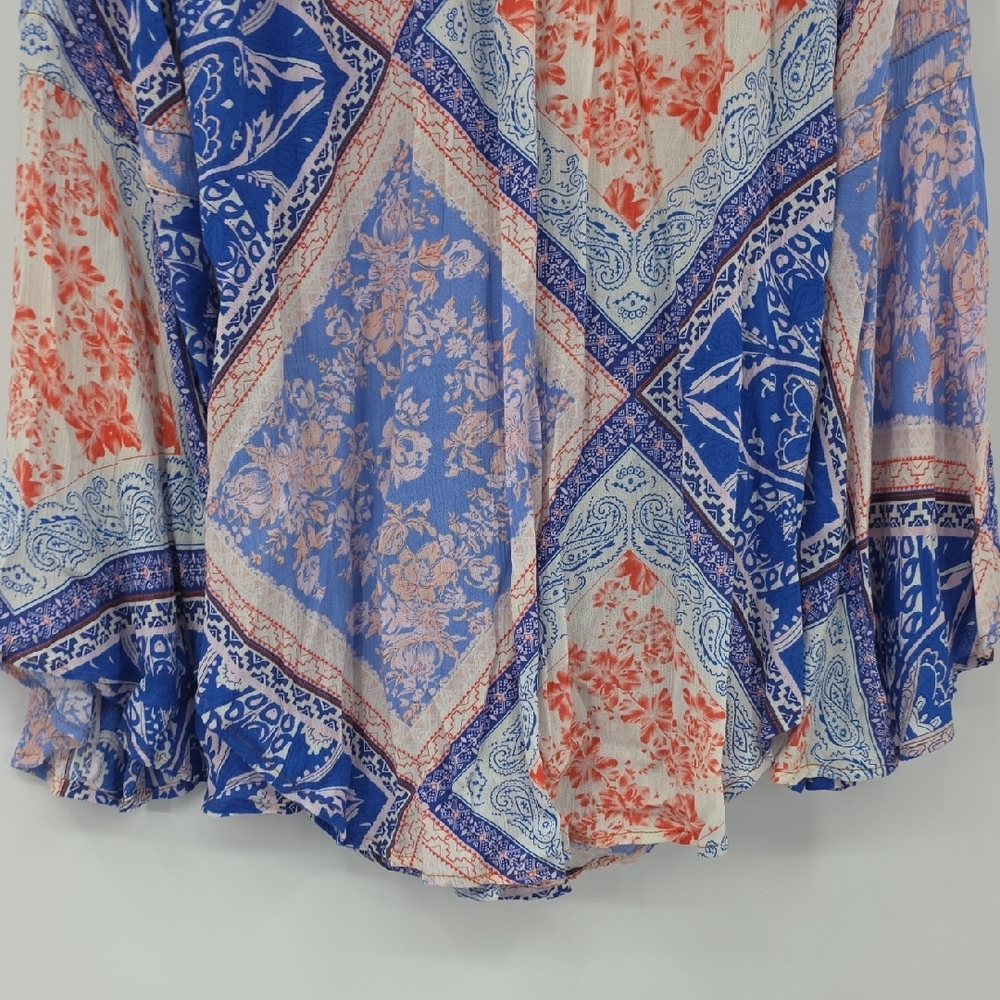 ARATTA Long Distance Lover  Button Down Printed Bell Sleeve Top Shirt M - Picture 7 of 9